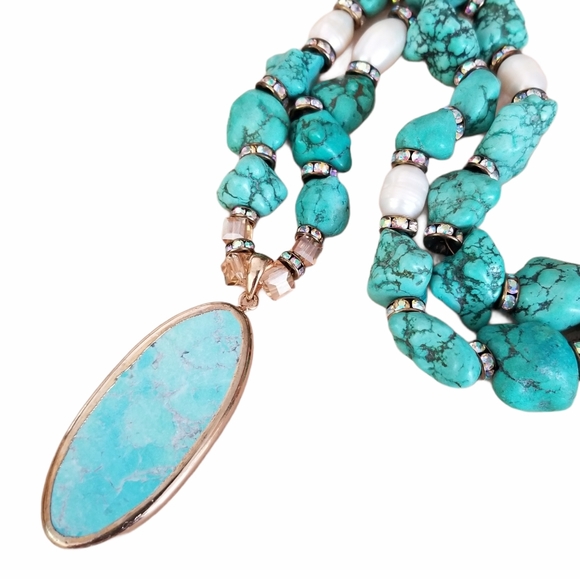 Hand Crafted Turquoise Pendant & Howlite Nugget Freshwater Pearl Beaded Necklace - Picture 9 of 15